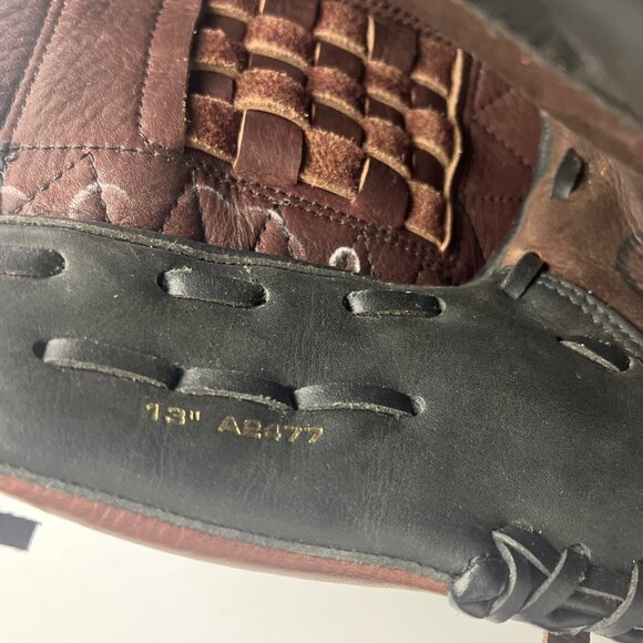 Wilson Elite Softball Glove 13'' A2477 Eco Leather Brown & Black RHT - Picture 5 of 6